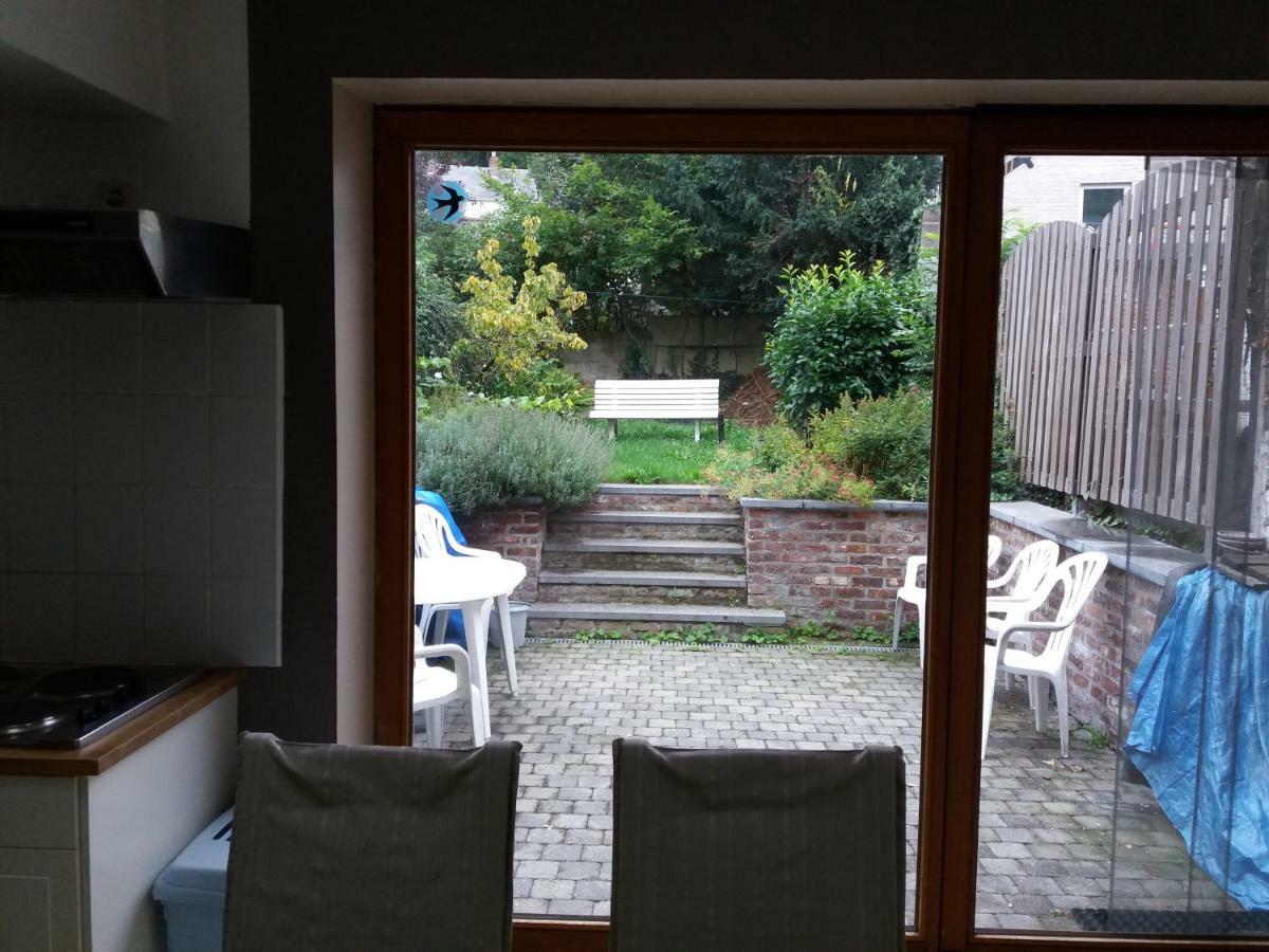 Rijhuis Villa Anseremme Bagian luar foto