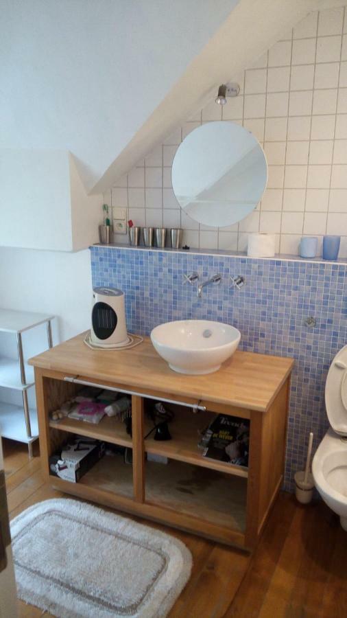 Rijhuis Villa Anseremme Bagian luar foto